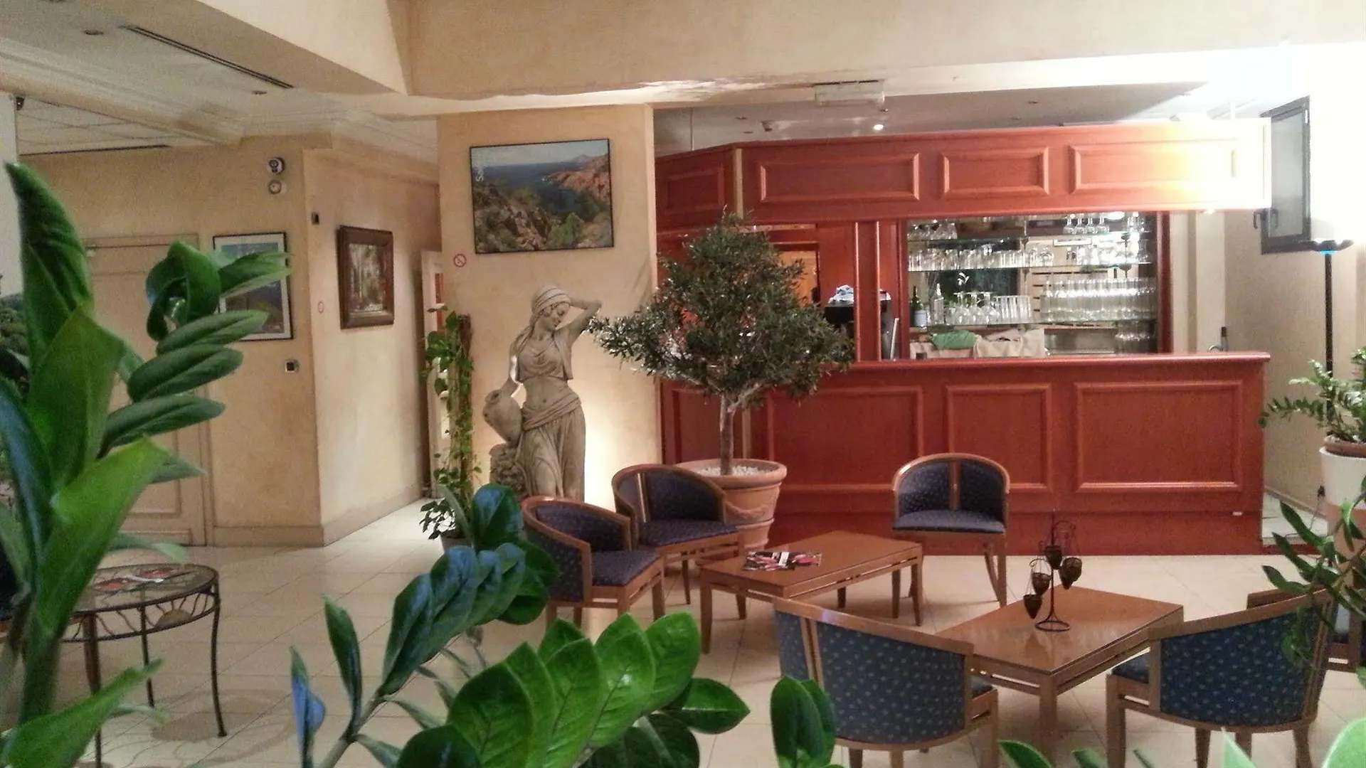 *** Hotel Residences Les Venitiennes Saint-Raphael  France